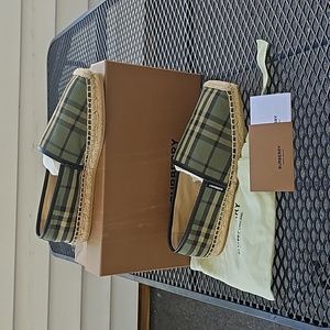 Burberry Espadrilles Military Green Size 7 (37.5)